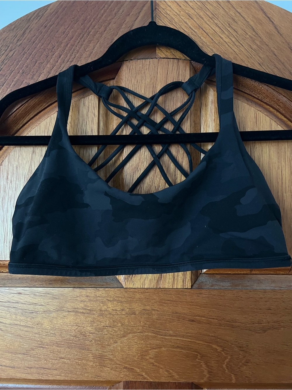 Lululemon Free To Be Wild Bra Size 10 RT $48 Black Camo